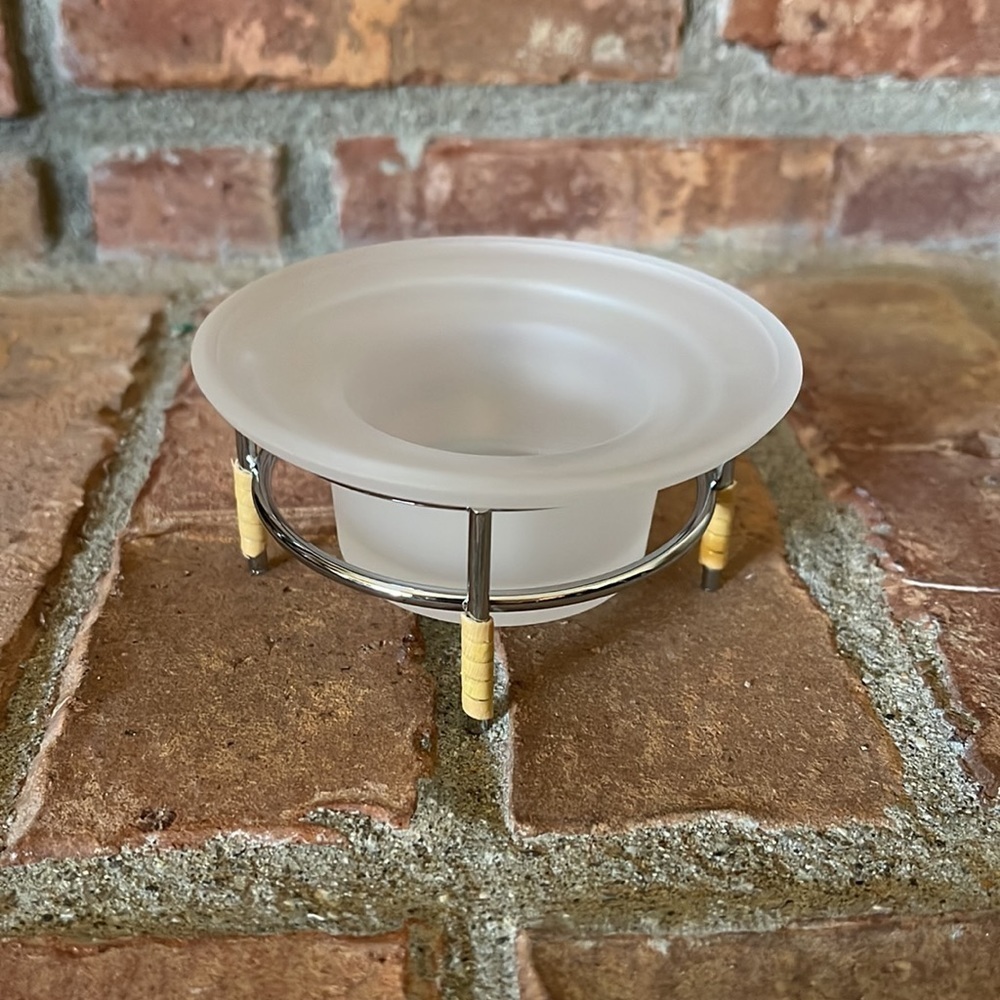 NIB PartyLite Timeless Texture Tealight Holder